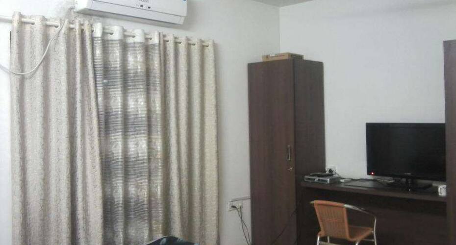 Wildernest Hilltop Resort, Pune 4